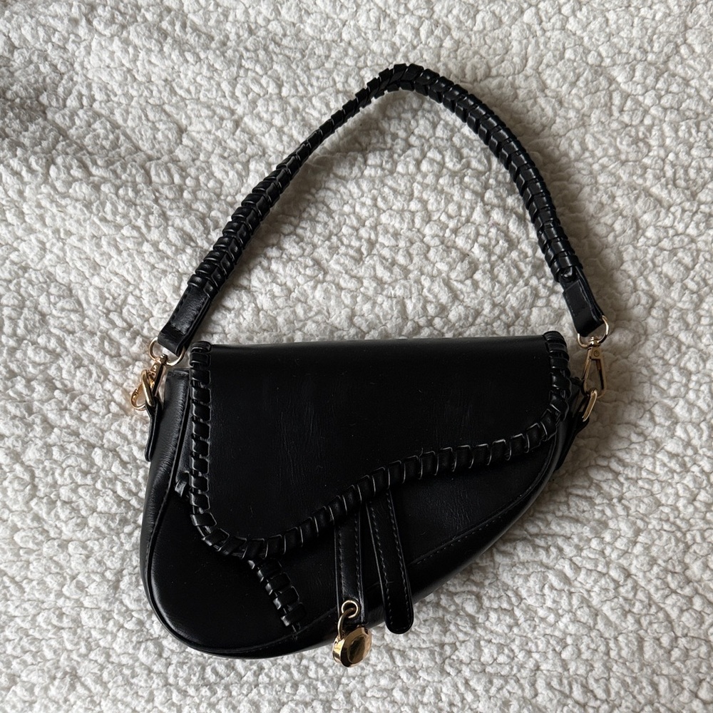 Elegant Black Women's Bag